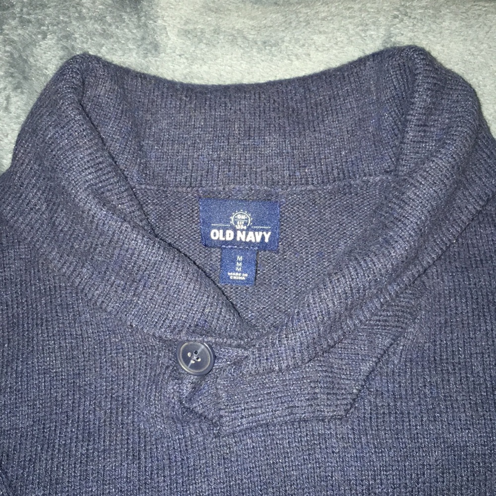 Stylish Old Navy sweater